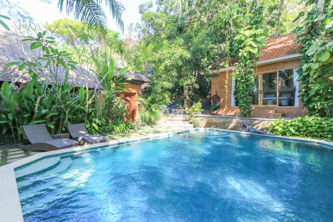 The Laras Villa Jimbaran Exterior foto