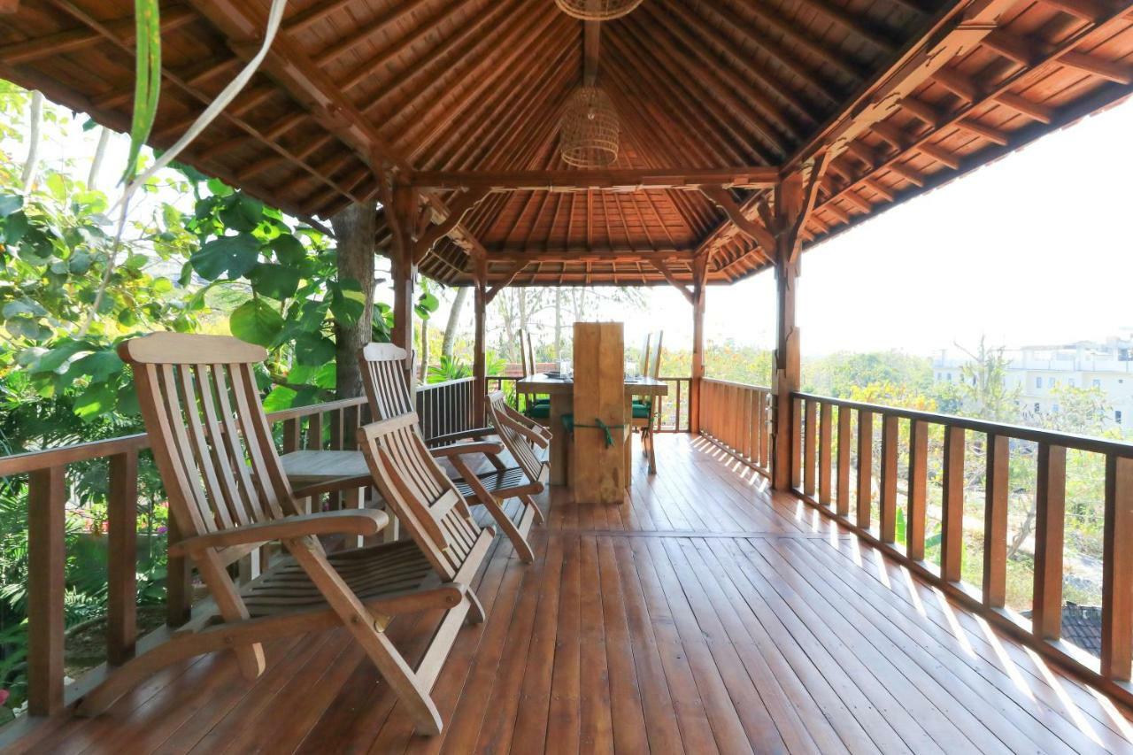 The Laras Villa Jimbaran Exterior foto