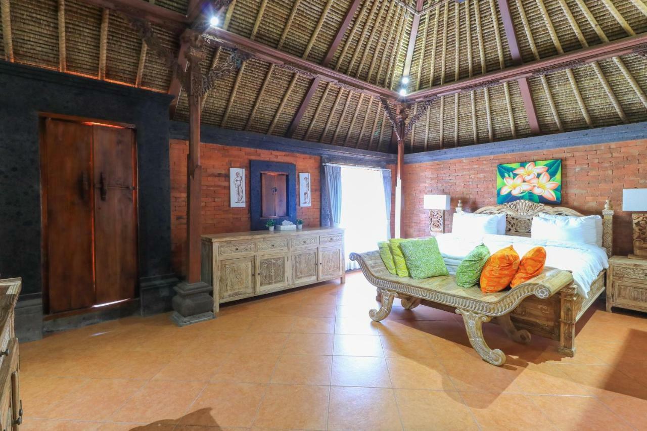 The Laras Villa Jimbaran Exterior foto